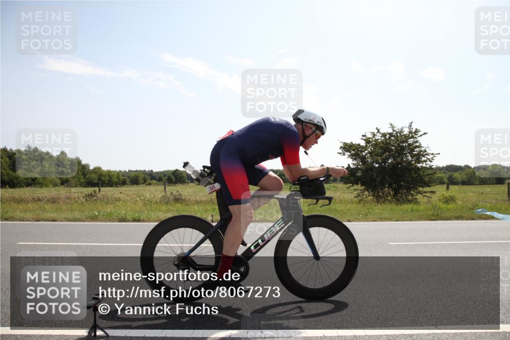 22.06.2025 - Viking Triathlon Yannick Fuchs http://msf.ph/oto/8067273 22.06.2025 11:11:41 Radfahren 217, 648 meine-sportfotos.de