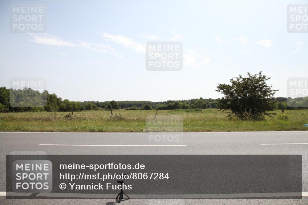 22.06.2025 - Viking Triathlon Yannick Fuchs http://msf.ph/oto/8067284 22.06.2025 11:12:09 Radfahren 18, 441, 607, 651 meine-sportfotos.de