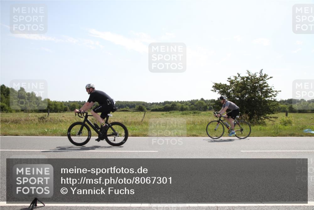 22.06.2025 - Viking Triathlon Yannick Fuchs http://msf.ph/oto/8067301 22.06.2025 11:14:01 Radfahren 31, 51, 223, 611 meine-sportfotos.de