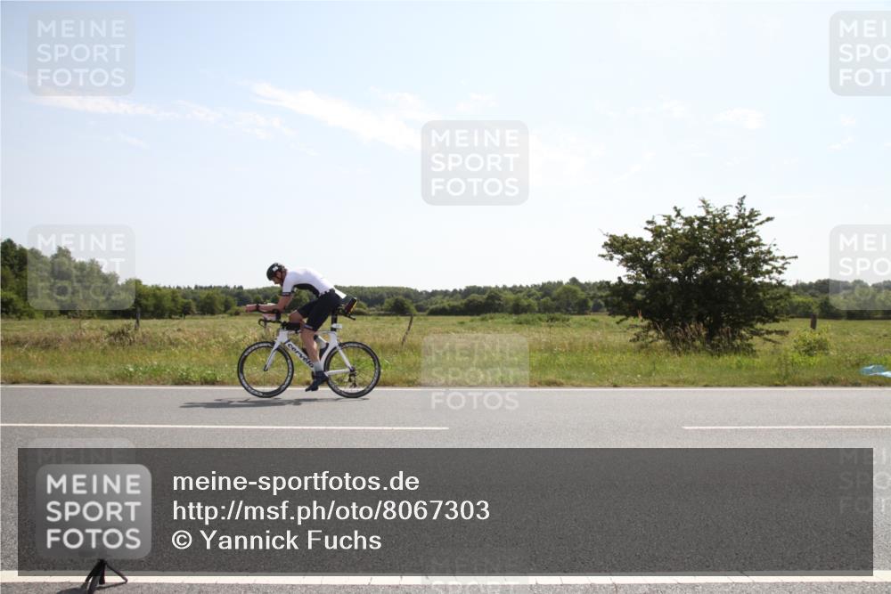 22.06.2025 - Viking Triathlon Yannick Fuchs http://msf.ph/oto/8067303 22.06.2025 11:14:04 Radfahren 31, 130, 223 meine-sportfotos.de