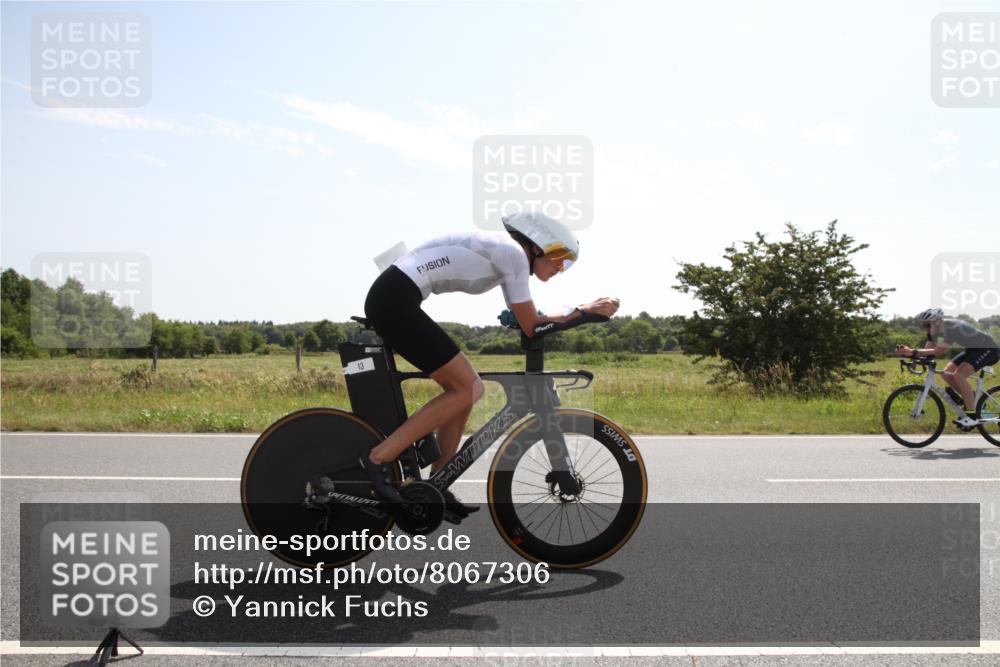 22.06.2025 - Viking Triathlon Yannick Fuchs http://msf.ph/oto/8067306 22.06.2025 11:14:12 Radfahren 13, 225, 444 meine-sportfotos.de