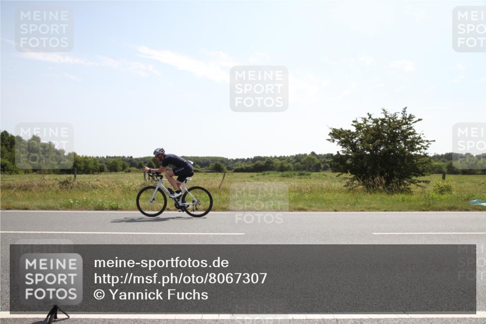 22.06.2025 - Viking Triathlon Yannick Fuchs http://msf.ph/oto/8067307 22.06.2025 11:14:12 Radfahren 13, 225, 444 meine-sportfotos.de