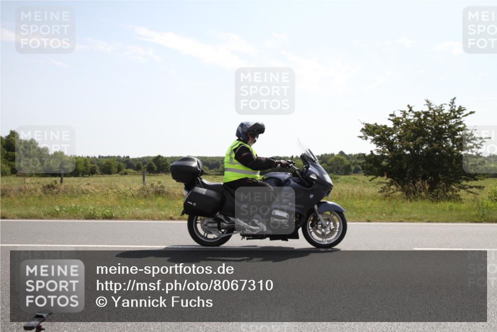 22.06.2025 - Viking Triathlon Yannick Fuchs http://msf.ph/oto/8067310 22.06.2025 11:14:22 Radfahren 8, 64, 173, 203, 311, 467 meine-sportfotos.de