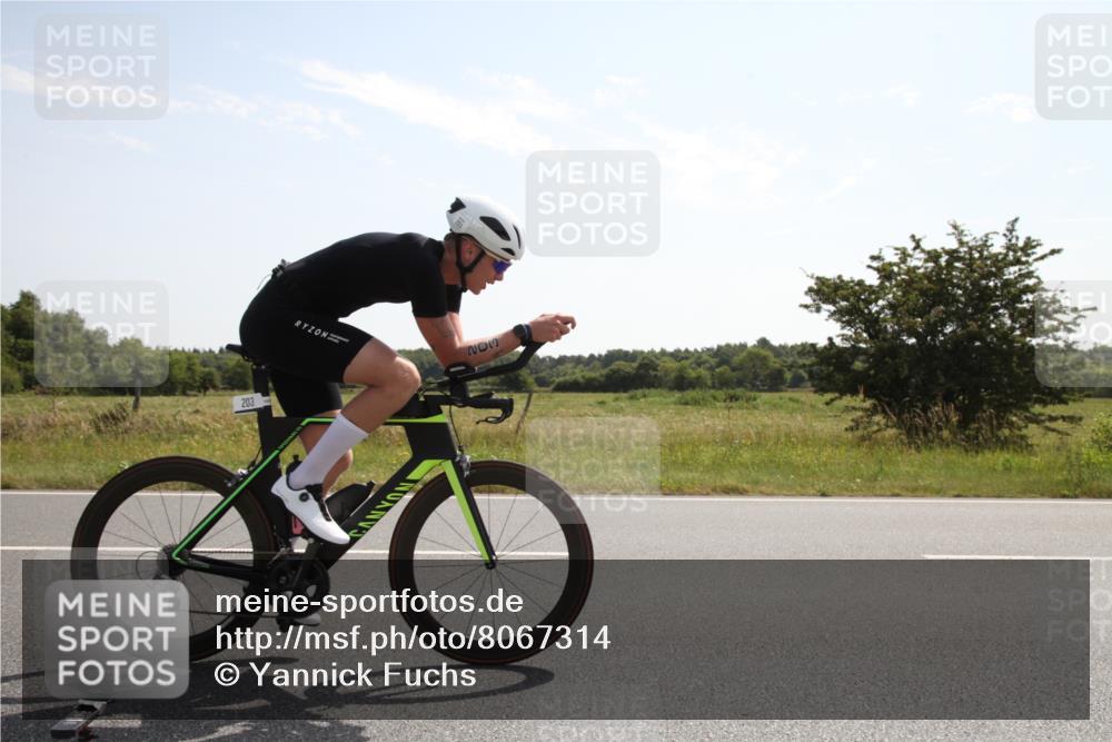 22.06.2025 - Viking Triathlon Yannick Fuchs http://msf.ph/oto/8067314 22.06.2025 11:14:25 Radfahren 8, 64, 173, 203, 237, 311, 340, 467 meine-sportfotos.de