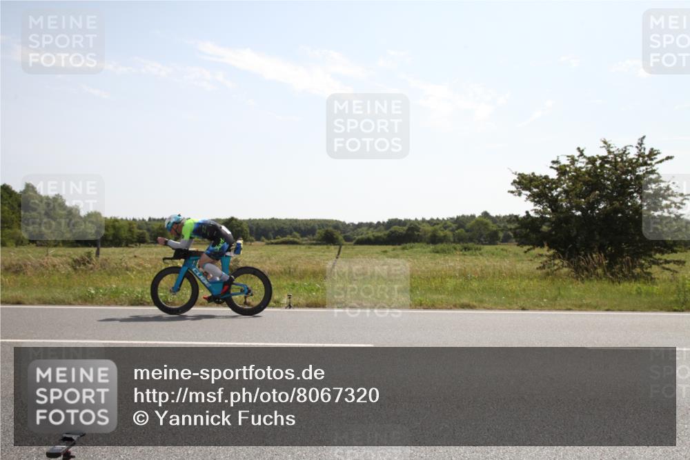 22.06.2025 - Viking Triathlon Yannick Fuchs http://msf.ph/oto/8067320 22.06.2025 11:14:35 Radfahren 60, 71, 263 meine-sportfotos.de