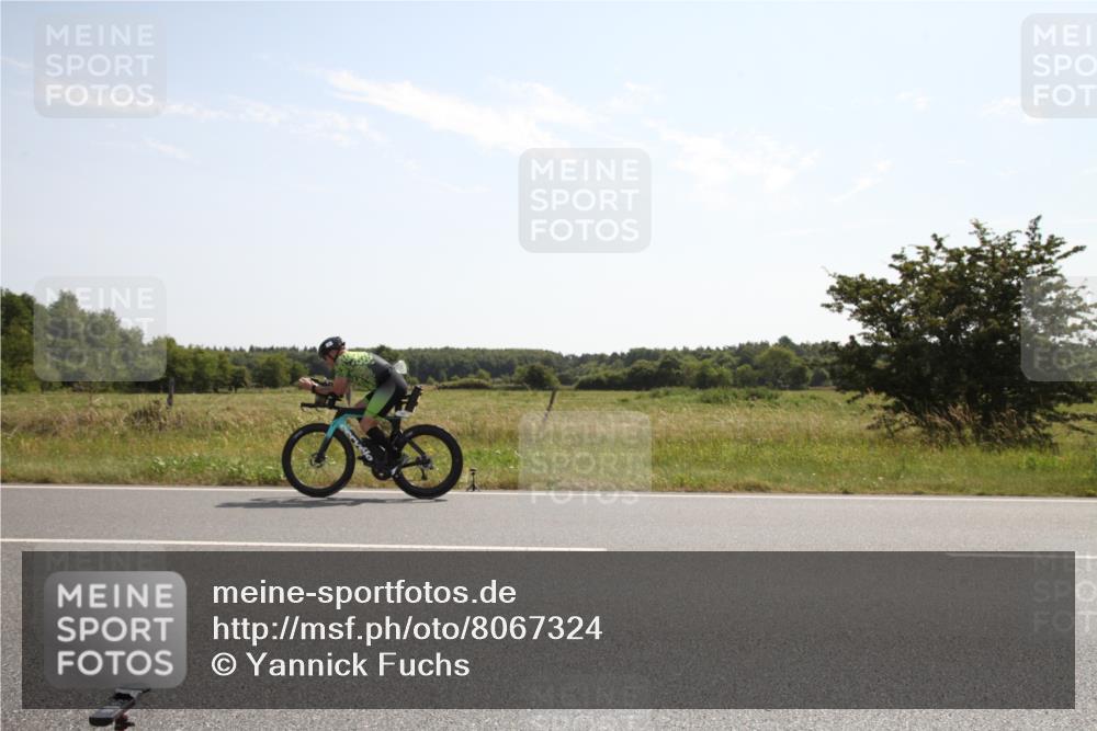 22.06.2025 - Viking Triathlon Yannick Fuchs http://msf.ph/oto/8067324 22.06.2025 11:14:49 Radfahren 36, 261, 425 meine-sportfotos.de