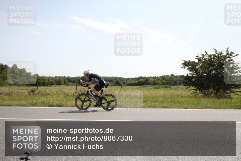 22.06.2025 - Viking Triathlon Yannick Fuchs http://msf.ph/oto/8067330 22.06.2025 11:15:02 Radfahren 74, 102 meine-sportfotos.de
