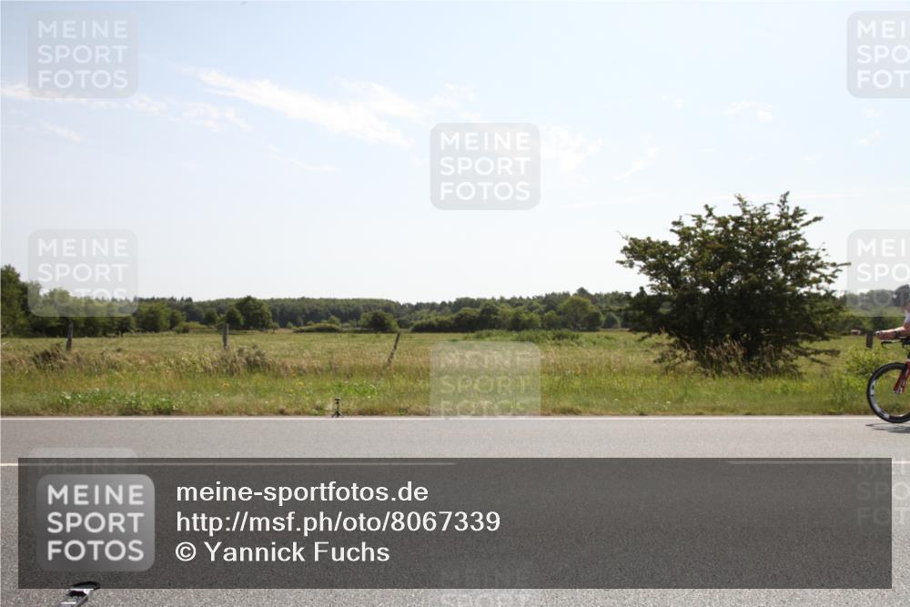 22.06.2025 - Viking Triathlon Yannick Fuchs http://msf.ph/oto/8067339 22.06.2025 11:15:20 Radfahren 76, 205, 547 meine-sportfotos.de