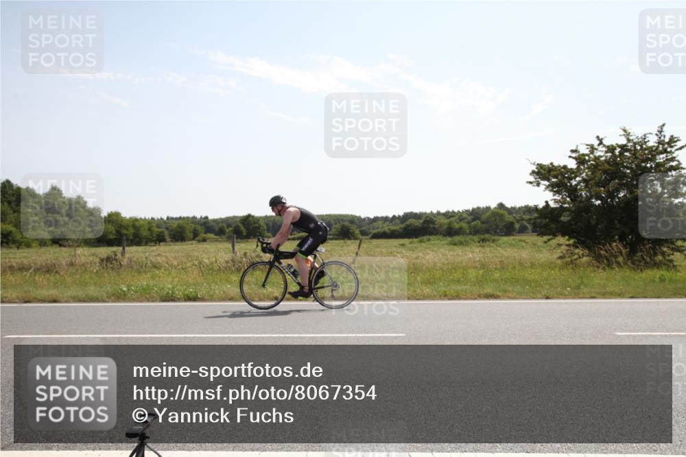 22.06.2025 - Viking Triathlon Yannick Fuchs http://msf.ph/oto/8067354 22.06.2025 11:15:55 Radfahren 28, 144, 183, 330, 372, 510, 525 meine-sportfotos.de