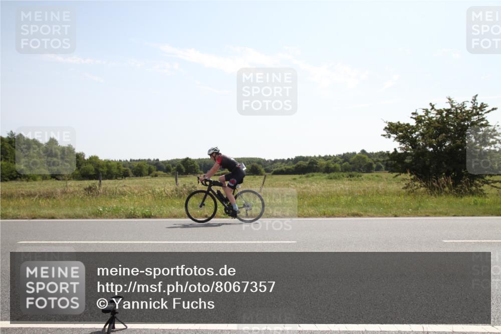 22.06.2025 - Viking Triathlon Yannick Fuchs http://msf.ph/oto/8067357 22.06.2025 11:15:59 Radfahren 143, 183, 330, 372 meine-sportfotos.de