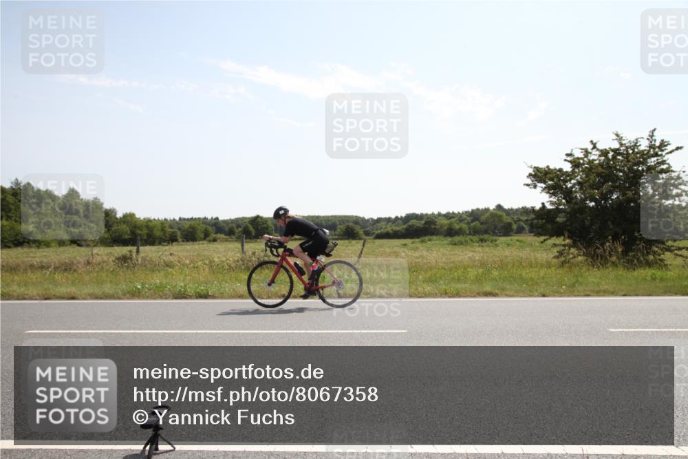 22.06.2025 - Viking Triathlon Yannick Fuchs http://msf.ph/oto/8067358 22.06.2025 11:16:03 Radfahren 143, 155, 197 meine-sportfotos.de