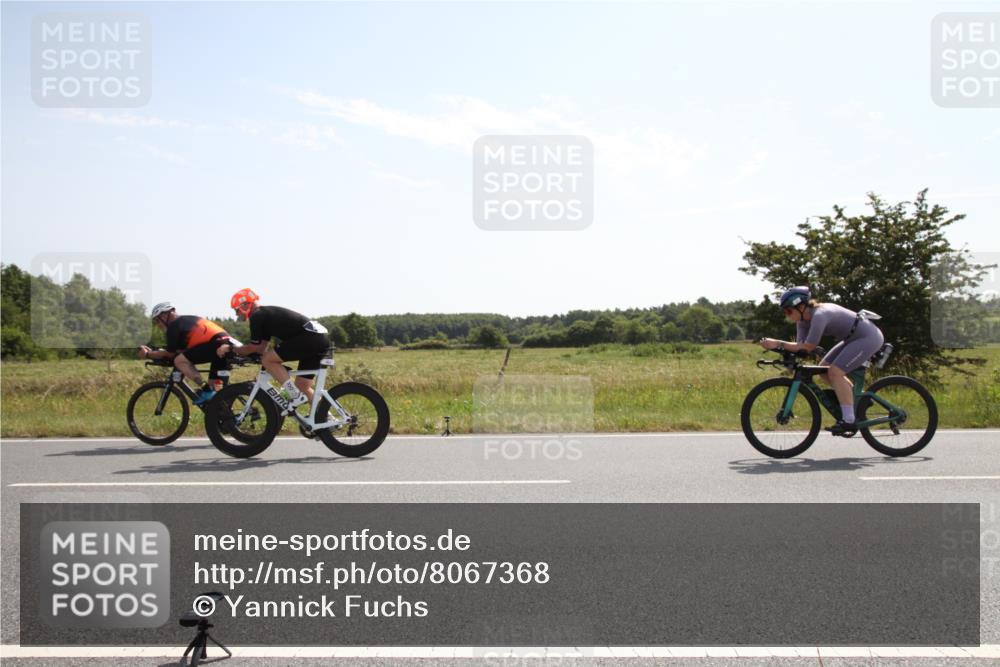 22.06.2025 - Viking Triathlon Yannick Fuchs http://msf.ph/oto/8067368 22.06.2025 11:16:23 Radfahren 184, 317, 446, 452, 605 meine-sportfotos.de