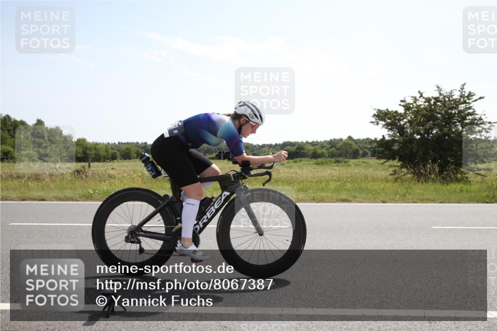 22.06.2025 - Viking Triathlon Yannick Fuchs http://msf.ph/oto/8067387 22.06.2025 11:17:04 Radfahren 98, 124, 202, 308, 471, 478, 491, 551 meine-sportfotos.de