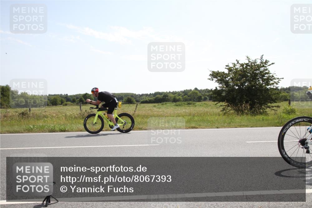 22.06.2025 - Viking Triathlon Yannick Fuchs http://msf.ph/oto/8067393 22.06.2025 11:17:15 Radfahren 364, 435, 630 meine-sportfotos.de