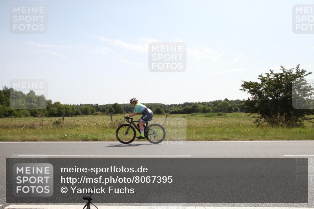 22.06.2025 - Viking Triathlon Yannick Fuchs http://msf.ph/oto/8067395 22.06.2025 11:17:21 Radfahren 37, 418, 435, 468 meine-sportfotos.de