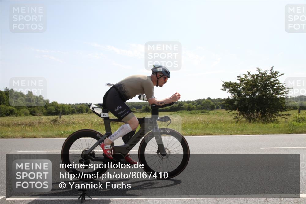 22.06.2025 - Viking Triathlon Yannick Fuchs http://msf.ph/oto/8067410 22.06.2025 11:17:57 Radfahren 5, 214, 229, 242, 243, 294, 464, 486, 549 meine-sportfotos.de