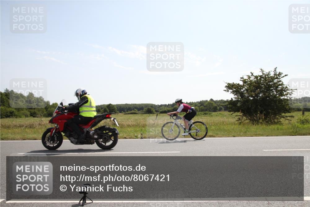 22.06.2025 - Viking Triathlon Yannick Fuchs http://msf.ph/oto/8067421 22.06.2025 11:18:15 Radfahren 147, 206, 264, 543 meine-sportfotos.de