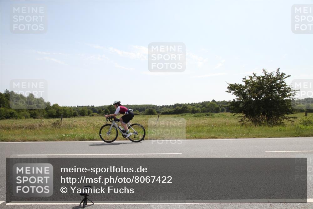 22.06.2025 - Viking Triathlon Yannick Fuchs http://msf.ph/oto/8067422 22.06.2025 11:18:15 Radfahren 147, 206, 264, 543 meine-sportfotos.de