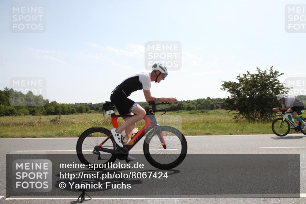 22.06.2025 - Viking Triathlon Yannick Fuchs http://msf.ph/oto/8067424 22.06.2025 11:18:19 Radfahren 63, 147, 264, 543, 612 meine-sportfotos.de