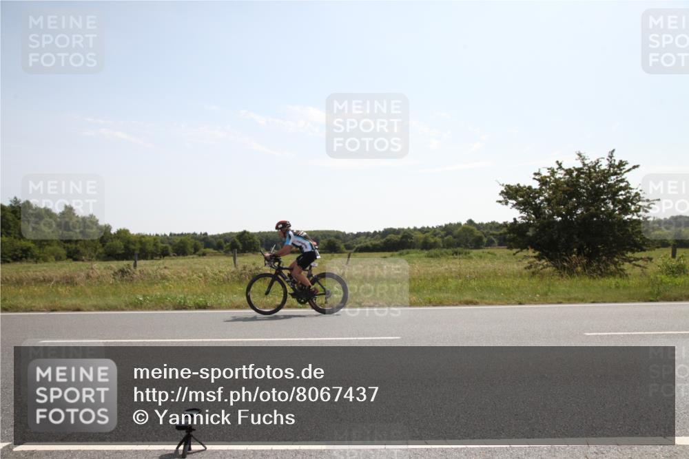 22.06.2025 - Viking Triathlon Yannick Fuchs http://msf.ph/oto/8067437 22.06.2025 11:19:11 Radfahren 190, 353, 374, 527 meine-sportfotos.de