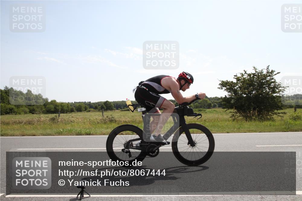 22.06.2025 - Viking Triathlon Yannick Fuchs http://msf.ph/oto/8067444 22.06.2025 11:19:35 Radfahren 255, 349 meine-sportfotos.de