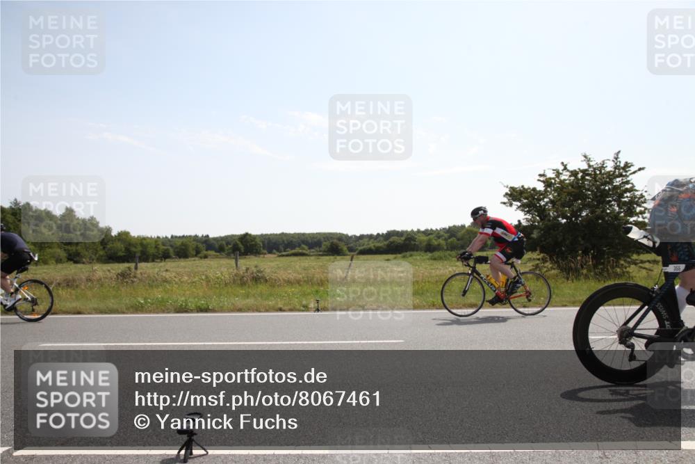 22.06.2025 - Viking Triathlon Yannick Fuchs http://msf.ph/oto/8067461 22.06.2025 11:20:02 Radfahren 48, 273, 355, 402, 640 meine-sportfotos.de