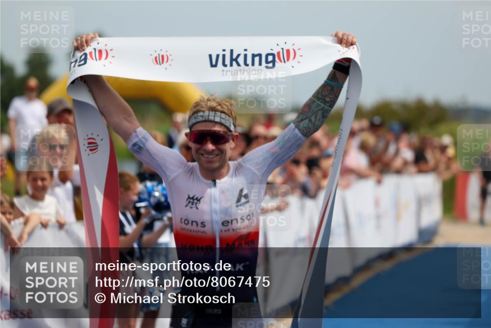 22.06.2025 - Viking Triathlon Michael Strokosch http://msf.ph/oto/8067475 22.06.2025 13:47:07 Ziel 4 meine-sportfotos.de