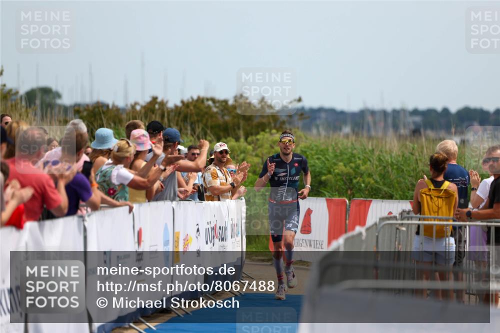 22.06.2025 - Viking Triathlon Michael Strokosch http://msf.ph/oto/8067488 22.06.2025 14:03:20 Ziel  meine-sportfotos.de