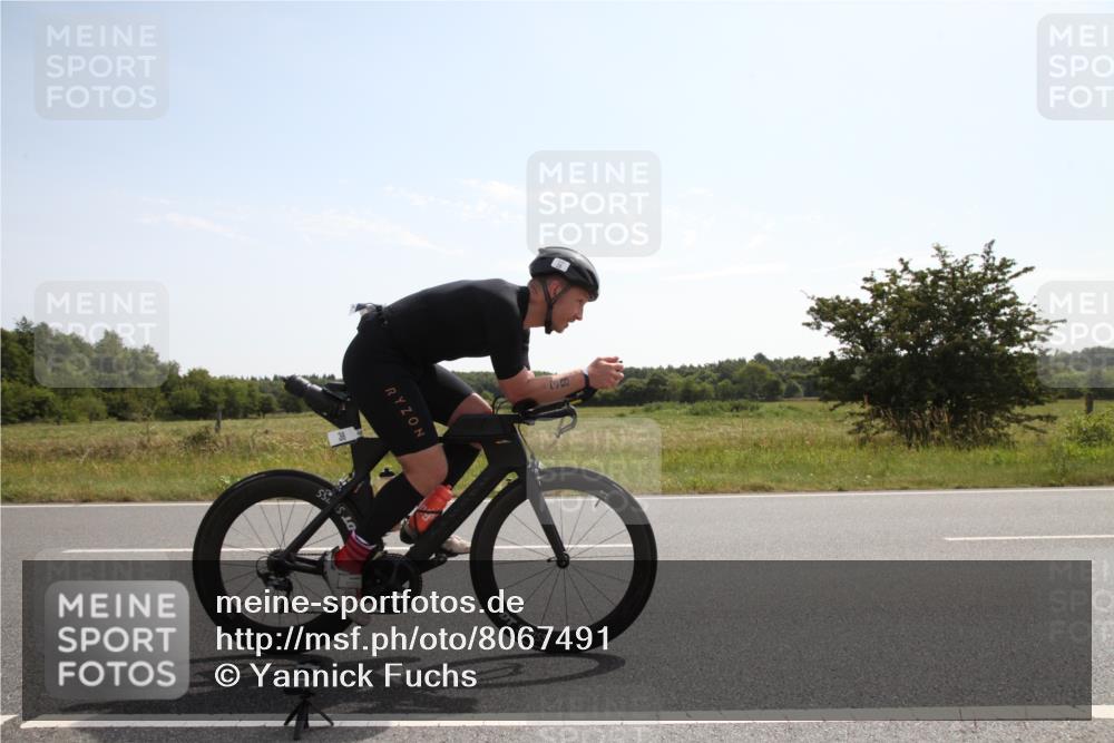 22.06.2025 - Viking Triathlon Yannick Fuchs http://msf.ph/oto/8067491 22.06.2025 11:20:19 Radfahren 38, 113, 158, 554 meine-sportfotos.de