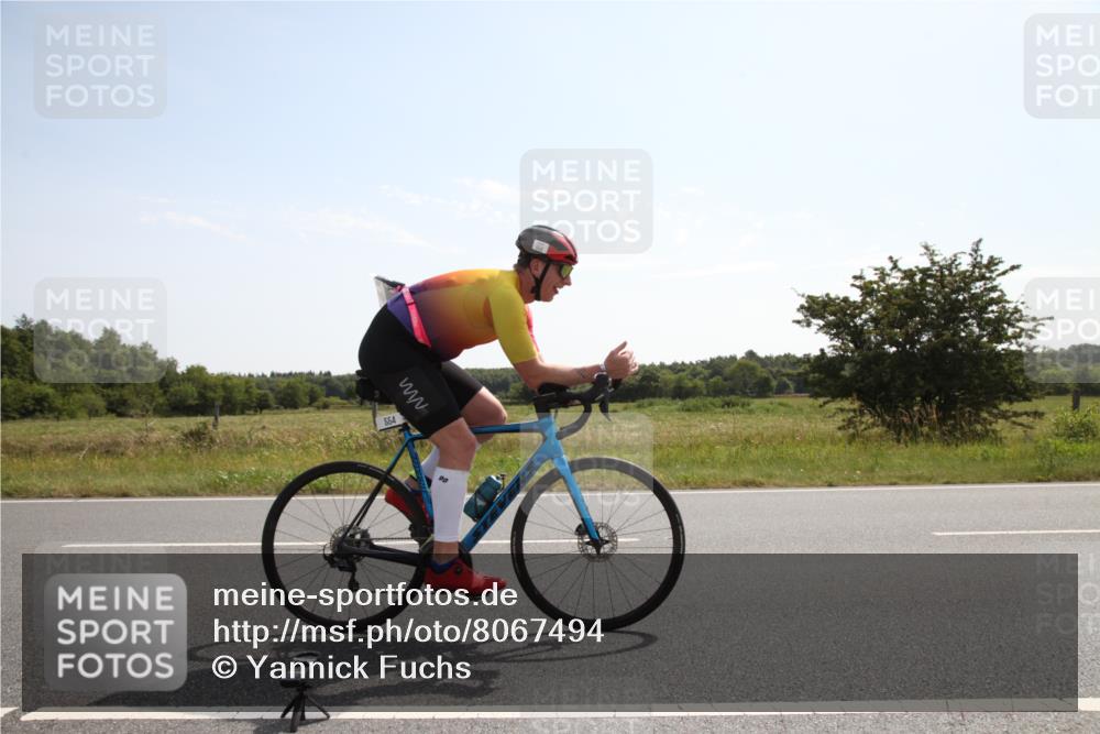 22.06.2025 - Viking Triathlon Yannick Fuchs http://msf.ph/oto/8067494 22.06.2025 11:20:20 Radfahren 38, 113, 554 meine-sportfotos.de