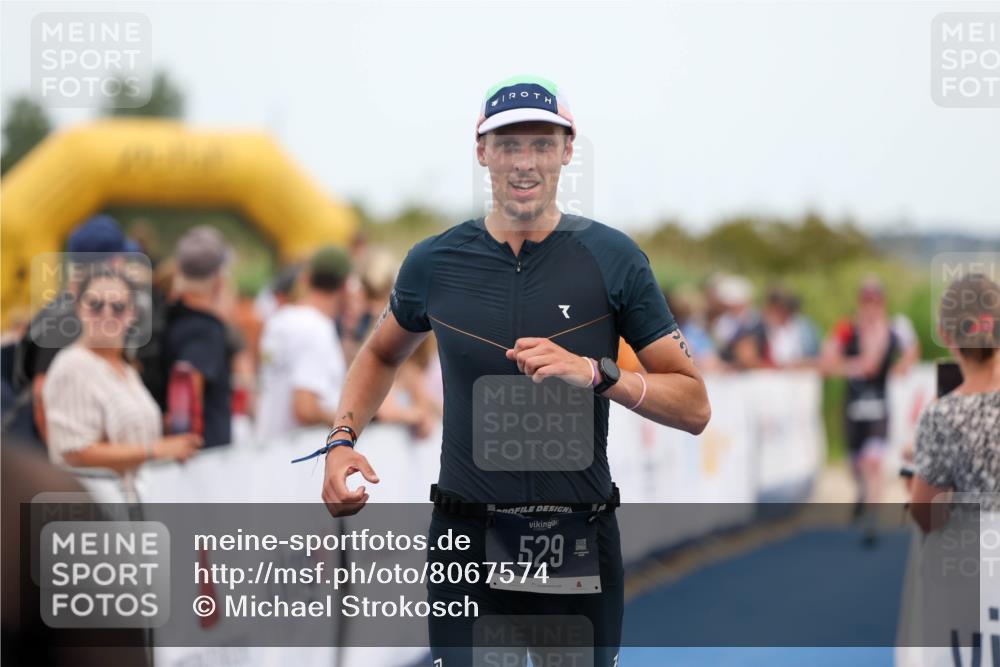 22.06.2025 - Viking Triathlon Michael Strokosch http://msf.ph/oto/8067574 22.06.2025 15:02:46 Ziel 127, 529 meine-sportfotos.de