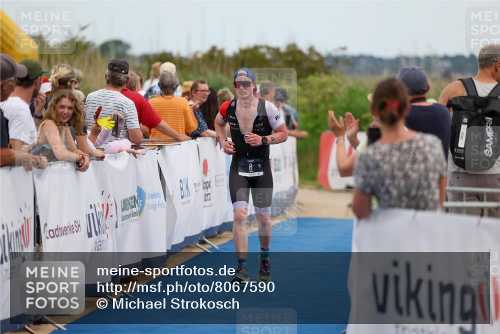 22.06.2025 - Viking Triathlon Michael Strokosch http://msf.ph/oto/8067590 22.06.2025 15:02:49 Ziel 8, 529 meine-sportfotos.de