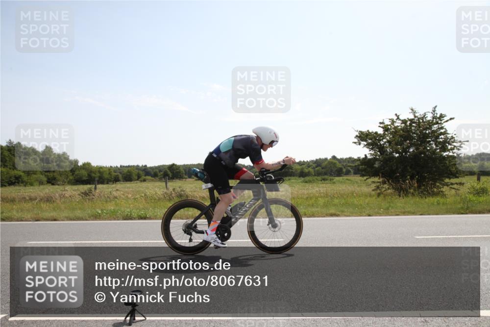 22.06.2025 - Viking Triathlon Yannick Fuchs http://msf.ph/oto/8067631 22.06.2025 11:21:29 Radfahren 50, 70, 75, 127, 296, 522, 550, 643 meine-sportfotos.de