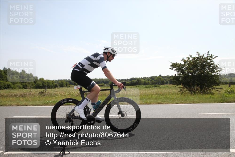 22.06.2025 - Viking Triathlon Yannick Fuchs http://msf.ph/oto/8067644 22.06.2025 11:21:32 Radfahren 50, 70, 127, 296, 469, 522, 550, 643 meine-sportfotos.de