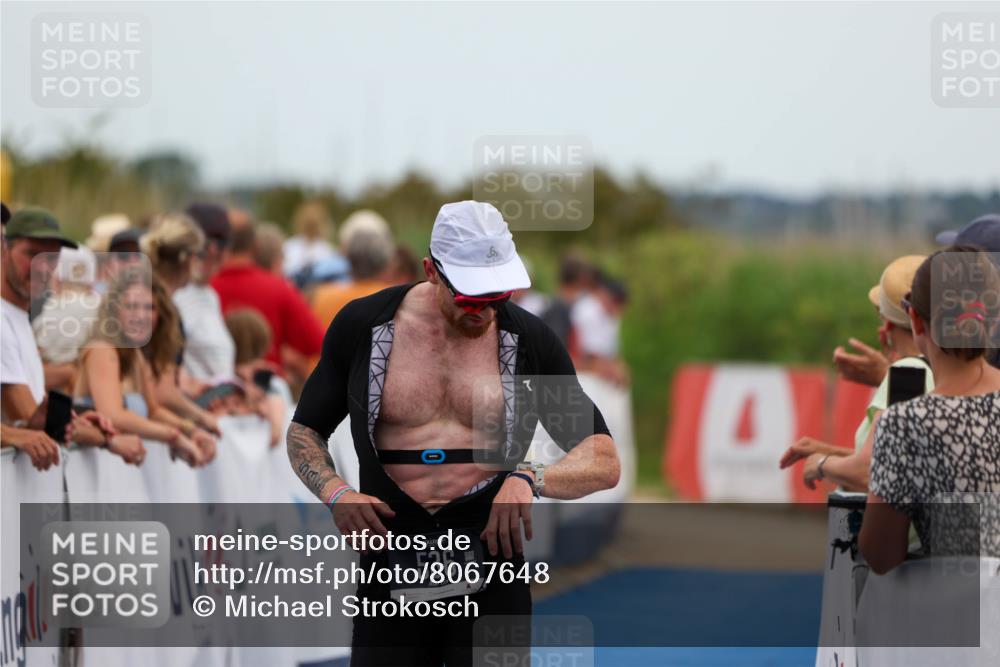 22.06.2025 - Viking Triathlon Michael Strokosch http://msf.ph/oto/8067648 22.06.2025 15:03:22 Ziel 19, 38, 536 meine-sportfotos.de