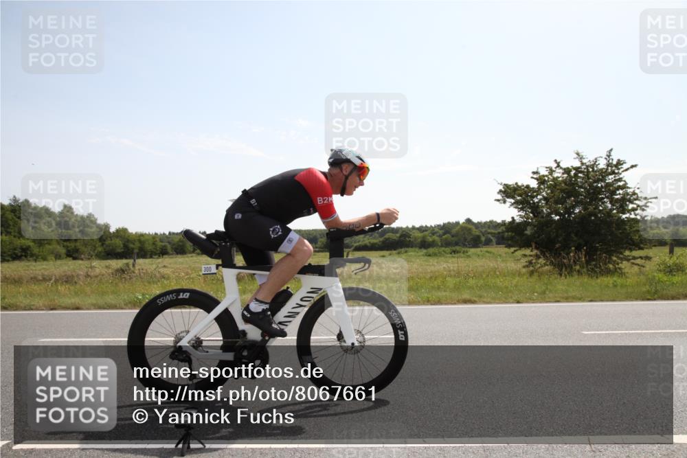 22.06.2025 - Viking Triathlon Yannick Fuchs http://msf.ph/oto/8067661 22.06.2025 11:21:46 Radfahren 135, 300 meine-sportfotos.de