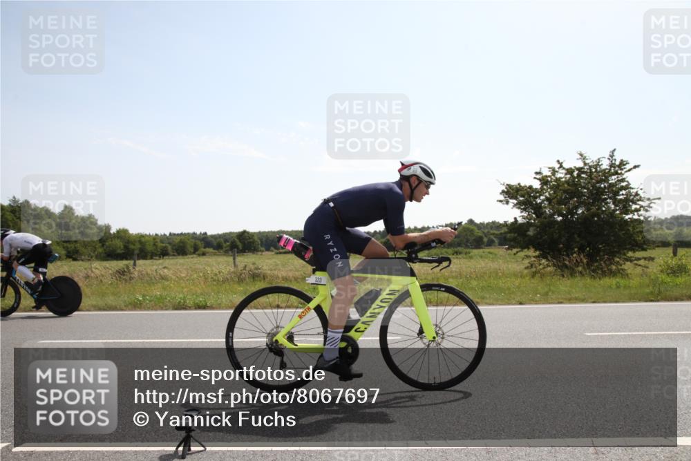 22.06.2025 - Viking Triathlon Yannick Fuchs http://msf.ph/oto/8067697 22.06.2025 11:22:10 Radfahren 1, 101, 187, 323, 455 meine-sportfotos.de
