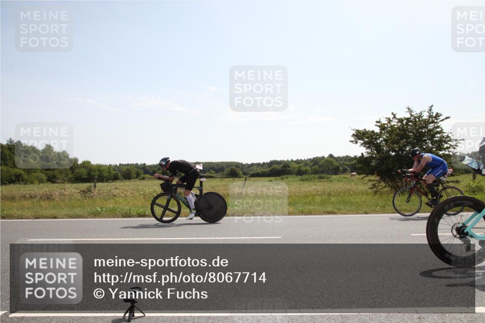 22.06.2025 - Viking Triathlon Yannick Fuchs http://msf.ph/oto/8067714 22.06.2025 11:22:22 Radfahren 42, 47, 91, 165, 257, 490, 661 meine-sportfotos.de