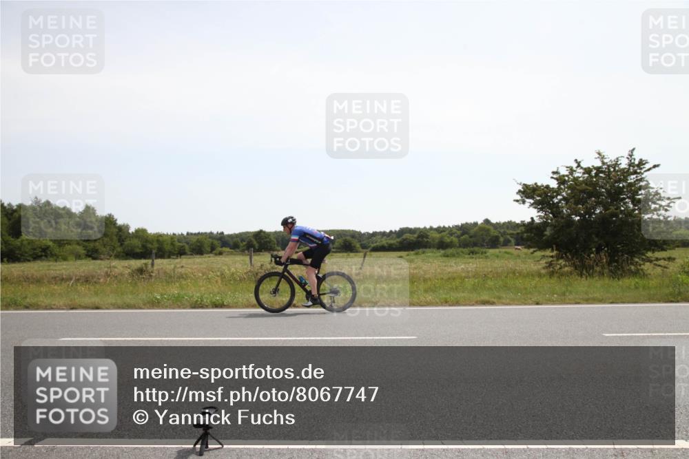 22.06.2025 - Viking Triathlon Yannick Fuchs http://msf.ph/oto/8067747 22.06.2025 11:56:20 Radfahren 442, 493, 647 meine-sportfotos.de