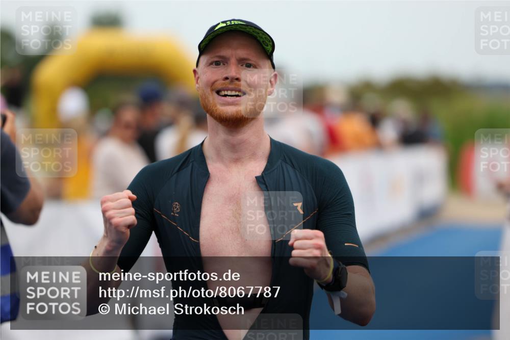 22.06.2025 - Viking Triathlon Michael Strokosch http://msf.ph/oto/8067787 22.06.2025 15:04:29 Ziel 255, 550 meine-sportfotos.de