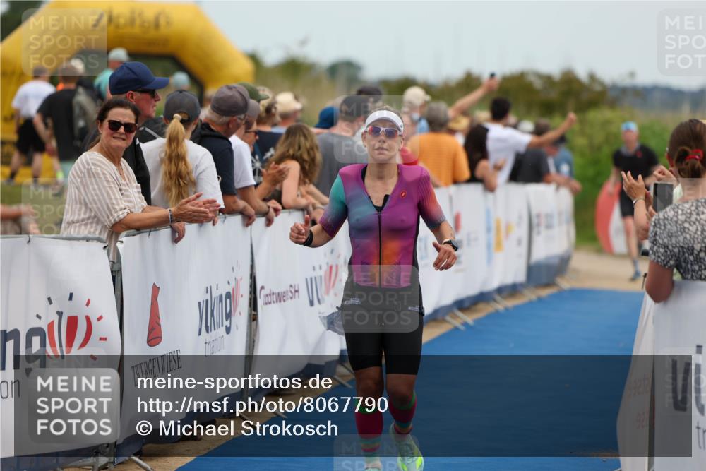 22.06.2025 - Viking Triathlon Michael Strokosch http://msf.ph/oto/8067790 22.06.2025 15:04:48 Ziel 215 meine-sportfotos.de