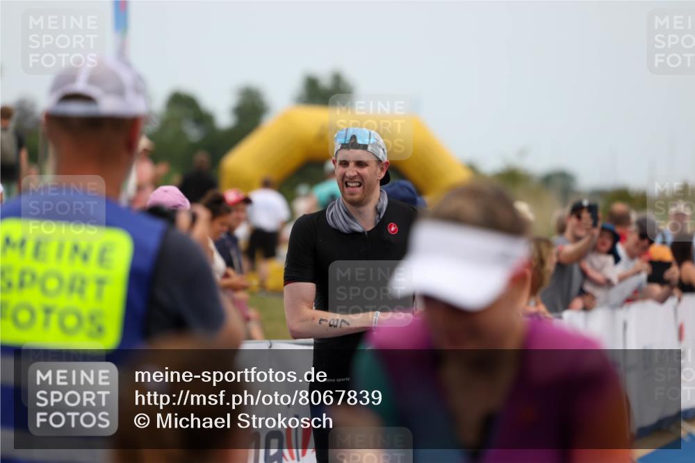 22.06.2025 - Viking Triathlon Michael Strokosch http://msf.ph/oto/8067839 22.06.2025 15:04:54 Ziel 187, 215 meine-sportfotos.de