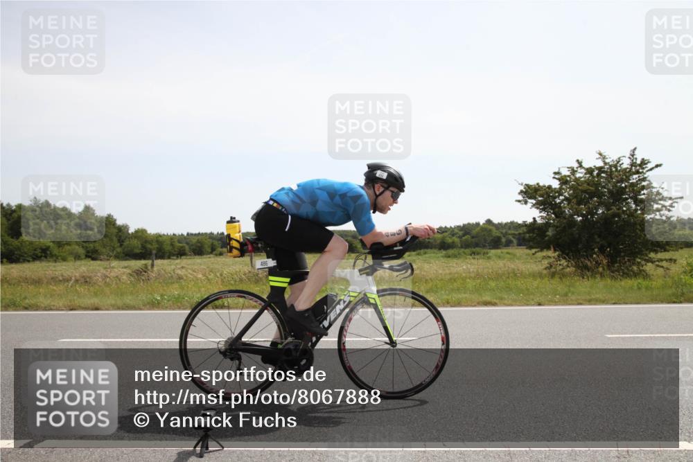 22.06.2025 - Viking Triathlon Yannick Fuchs http://msf.ph/oto/8067888 22.06.2025 11:57:54 Radfahren 229, 242, 294, 486 meine-sportfotos.de