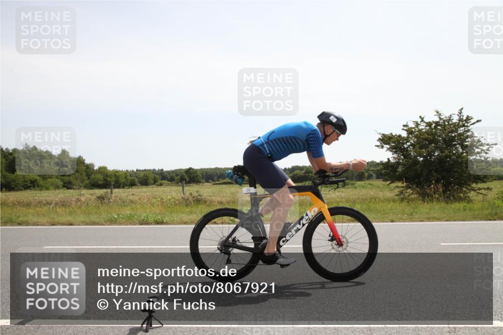 22.06.2025 - Viking Triathlon Yannick Fuchs http://msf.ph/oto/8067921 22.06.2025 11:58:12 Radfahren 216, 355 meine-sportfotos.de