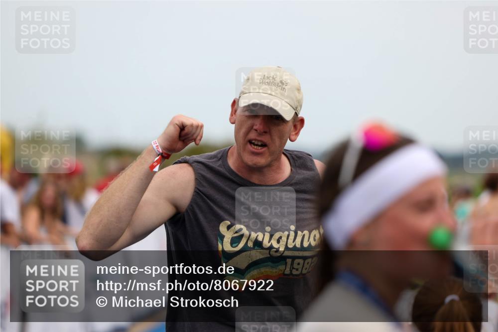 22.06.2025 - Viking Triathlon Michael Strokosch http://msf.ph/oto/8067922 22.06.2025 15:05:31 Ziel 443 meine-sportfotos.de