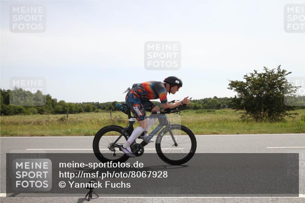 22.06.2025 - Viking Triathlon Yannick Fuchs http://msf.ph/oto/8067928 22.06.2025 11:58:16 Radfahren 216, 355 meine-sportfotos.de