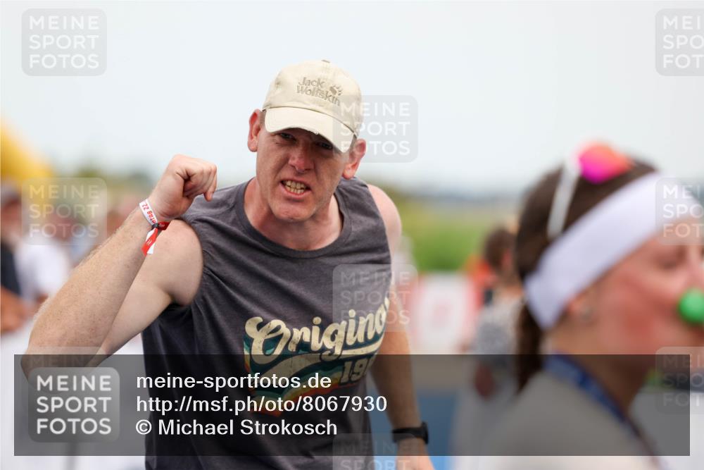 22.06.2025 - Viking Triathlon Michael Strokosch http://msf.ph/oto/8067930 22.06.2025 15:05:32 Ziel 443 meine-sportfotos.de