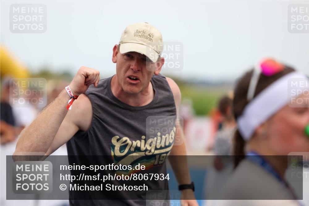 22.06.2025 - Viking Triathlon Michael Strokosch http://msf.ph/oto/8067934 22.06.2025 15:05:33 Ziel 443 meine-sportfotos.de