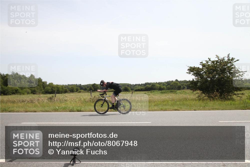 22.06.2025 - Viking Triathlon Yannick Fuchs http://msf.ph/oto/8067948 22.06.2025 11:58:32 Radfahren 12, 410, 607, 613 meine-sportfotos.de