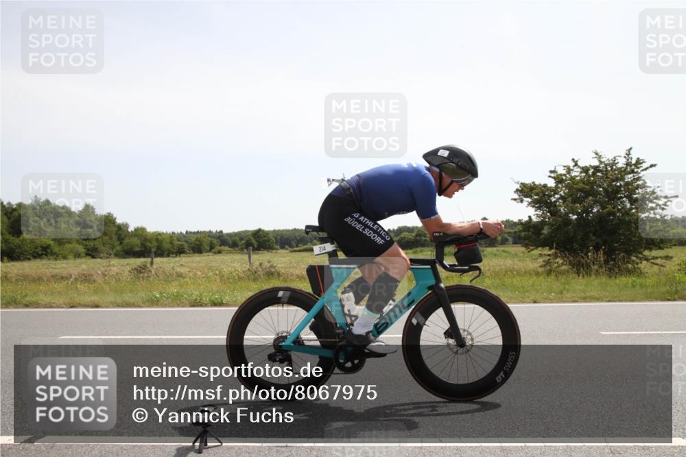 22.06.2025 - Viking Triathlon Yannick Fuchs http://msf.ph/oto/8067975 22.06.2025 11:58:55 Radfahren 214, 464, 483, 492 meine-sportfotos.de